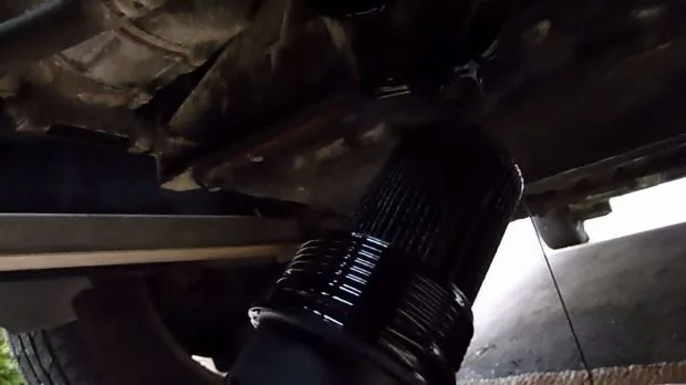 Замена масляного фильтра Рено Лагуна