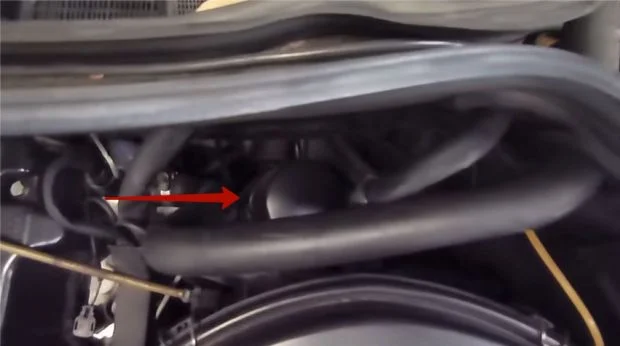 Замена масла Мерседес 124