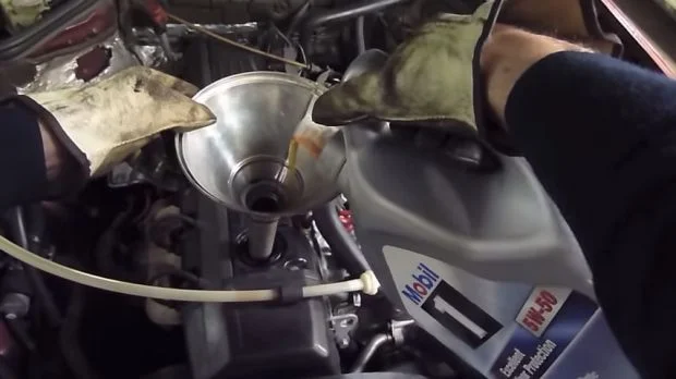 Мерседес 124 замена масла