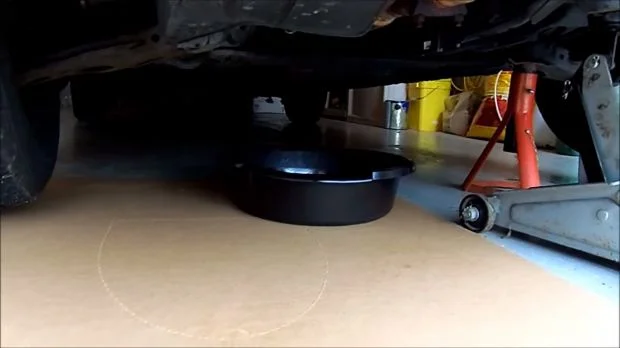 Замена масла Мазда 626