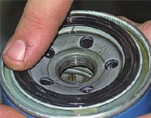 Замена масляного фильтра Хендай Гетц