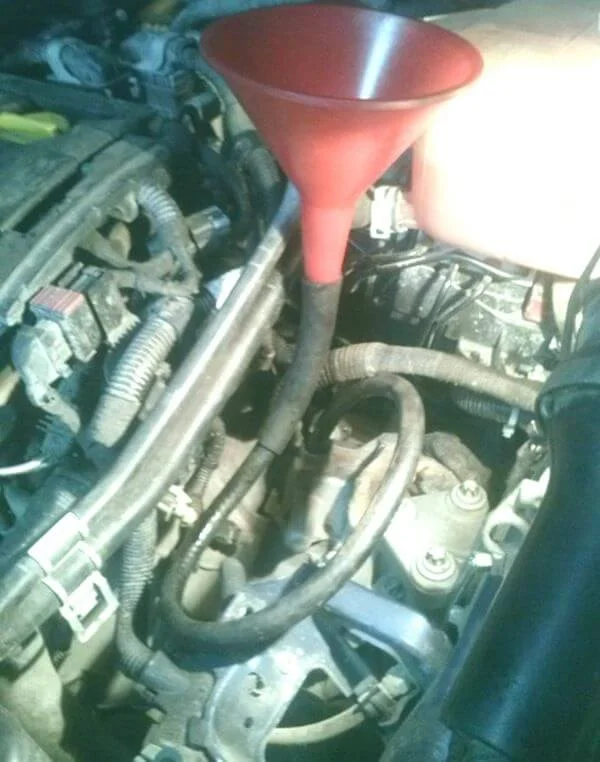 Заливка масла в коробку Опель