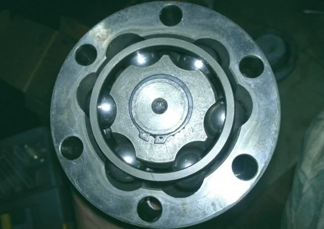 снятие гранаты (ШРУСа) Мерседес Вито