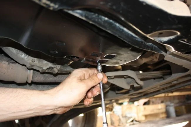 Снятие поддона вариатора