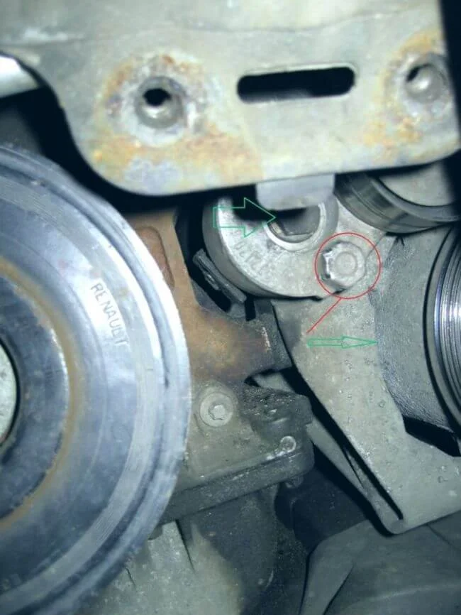 Натяжной ролик ремня генератора Меган 2