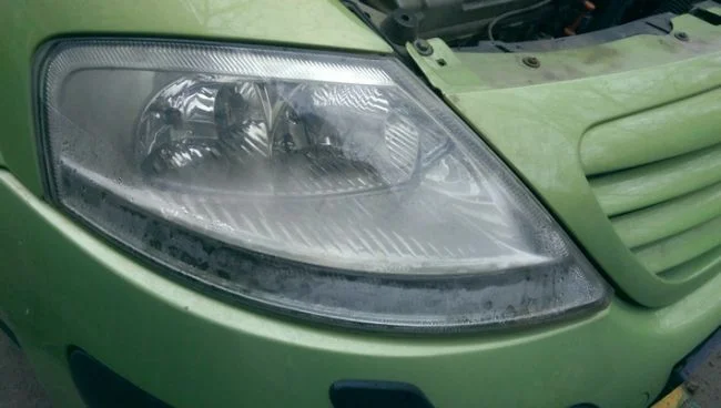 Как снять фару Ситроен С3