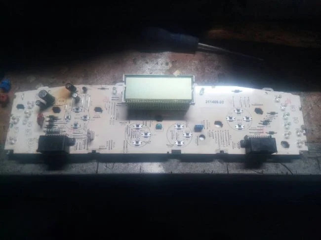 Плата спереди