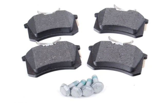 Тормозные колодки Фольксваген Гольф 6 1K0698451J