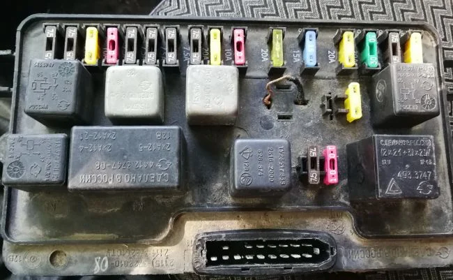 Блок с перемычкой