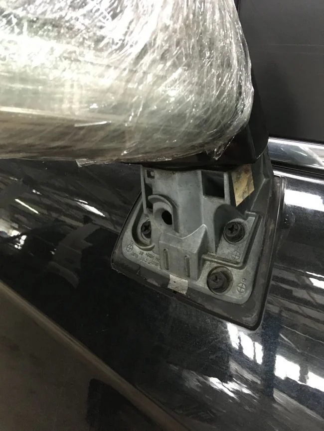 как снять зеркало Каптивы