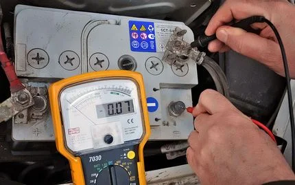 Permissible car battery current leakage