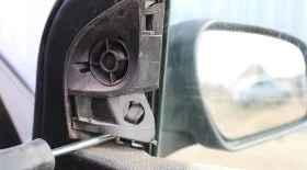 Ремонт зеркала заднего вида Ford Focus 1