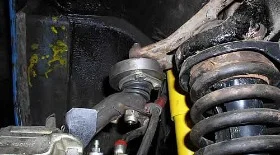 Замена верхней шаровой опоры ВАЗ 2121 Нива