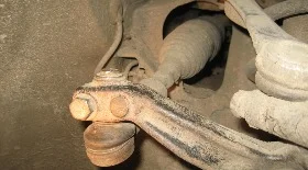 Ремонт и замена рулевого наконечника на Ауди А6