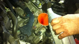 Замена масла в коробке передач Honda Civic 7