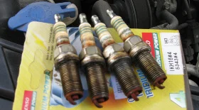 Замена свечей в двигателе Hyundai Accent