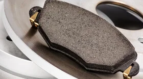 Замена тормозных колодок Mitsubishi Lancer 9