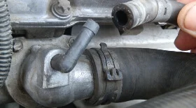 Снятие и замена термостата на Opel Astra G