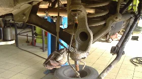 Замена шаровых на Jeep Cherokee XJ