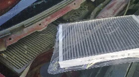 Замена салонного фильтра на Skoda Octavia