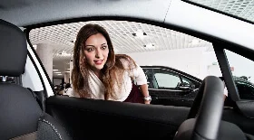 Осмотр автомобиля при покупке с автосалона