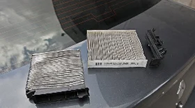 Замена салонного фильтра Рено Логан