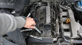Замена свечей зажигания на Audi A4 
