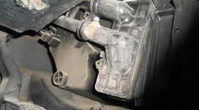 Замена радиатора отопителя и его прокладок на Citroen C4