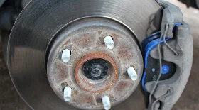 Замена тормозных колодок Ford Focus 2