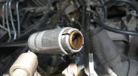 Технология замены маслосъемных колпачков 