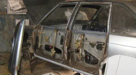 Замена накладки двери на Москвиче