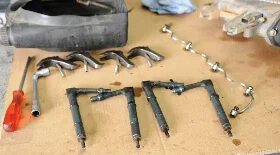 Снятие топливных форсунок на Nissan Pathfinder