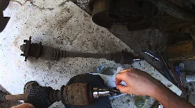 Демонтаж приводного вала на Ford Sierra / Scorpio