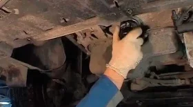 Как заменить масло и масляный фильтр на Mazda 3