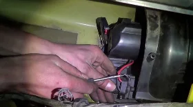 Замена реостата печки на Renault Kangoo