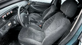 Демонтаж передних сидений салона Волга Сайбер 