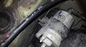 Замена топливного фильтра Поло Седан