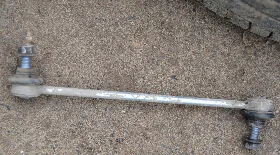 Замена передней стойки стабилизатора на Ford Focus 1