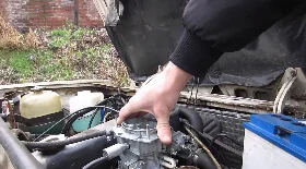 Ремонт приемного топливного патрубка карбюратора на ВАЗ Классика