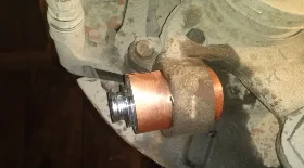 Замена плавающего сайлентблока на Toyota Mark II