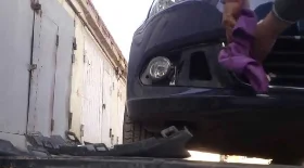 Снятие решетки радиатора Volkswagen Polo седан