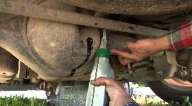 Замена масла в заднем мосту Hyundai Grand Starex