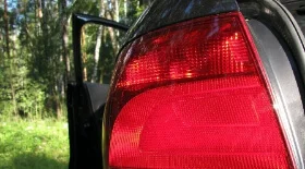 Замена ламп задней фары Volkswagen Polo V