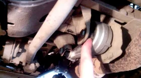 Замена опоры двигателя Renault Kangoo, Clio, Symbol