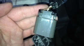 Проверка датчика массового расхода воздуха на Nissan Maxima