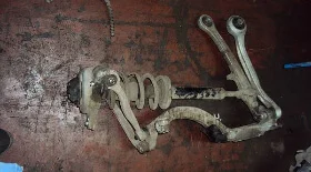 Замена верхних рычагов подвески Audi A6 C6 4F