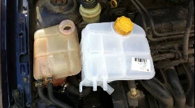Замена расширительного бачка на Ford Focus 2