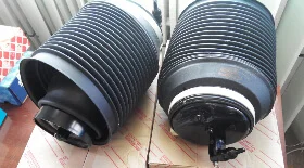 Замена пневмоподушки задней подвески Toyota Land Cruiser Prado 120