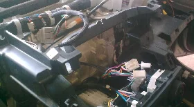 Как разобрать панель Тойота Королла