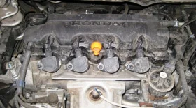 Замена свечей зажигания на Honda Civic FD